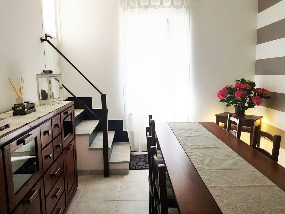 Modern Flat With Panoramic Terrace In Zuccarello Apartment Екстериор снимка